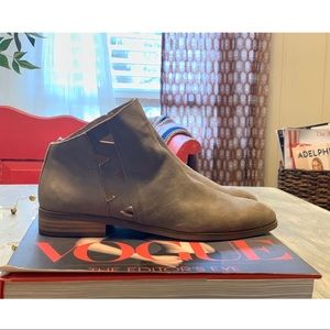 Lucky Brand Beige Booties